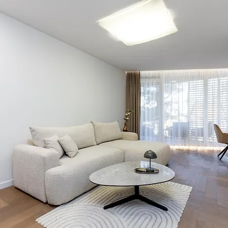 Apartamentas 100 & 1