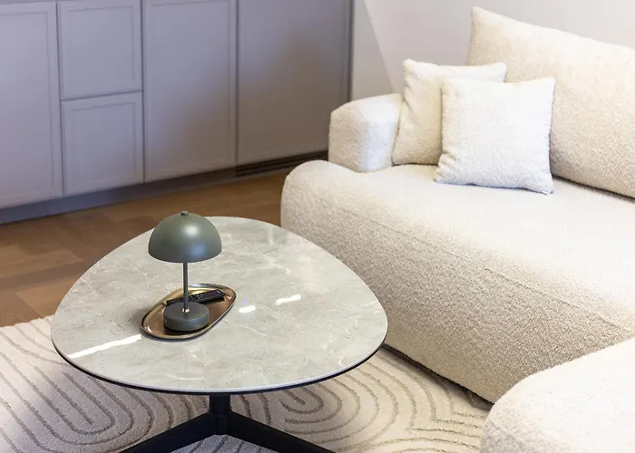 Apartamentas 100 & 1 דירה פלאנגה