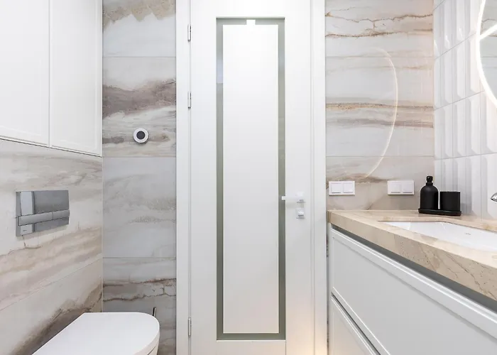 Apartamentas 100 & 1 דירה פלאנגה