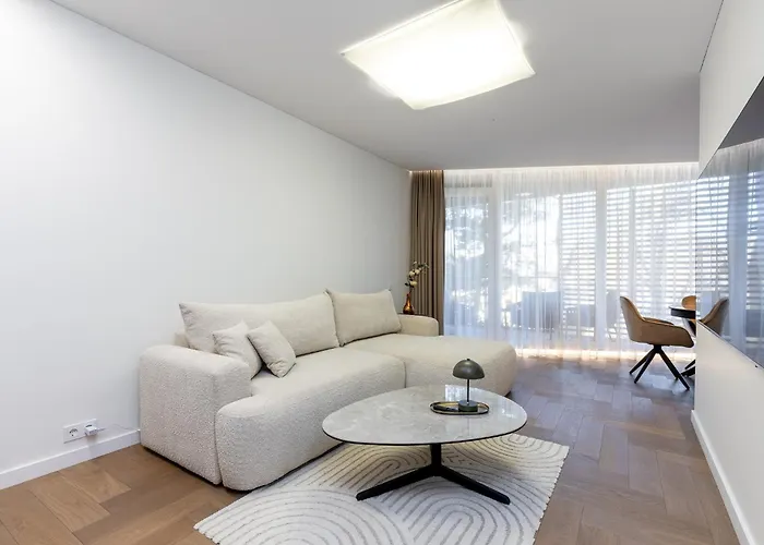 Apartamentas 100 & 1